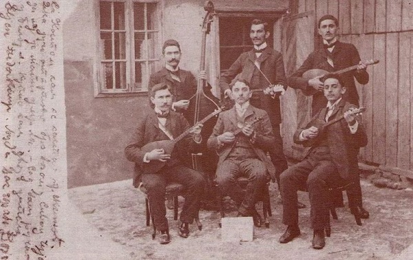 Tambura – instrument lirskog pripovedanja