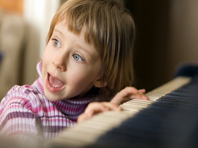 Može li sviranje muzičkih instrumenata razviti dečiju inteligenciju